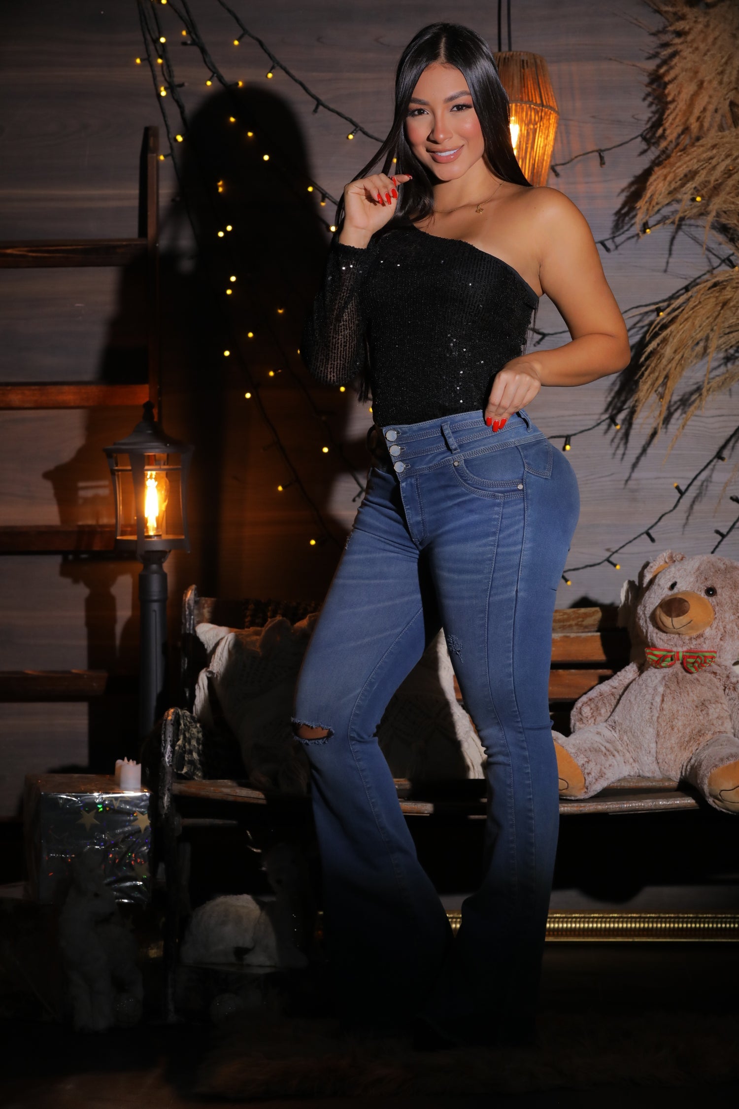 JEAN CON CORREA COLOMBIANO CON ROTOS STAGMI