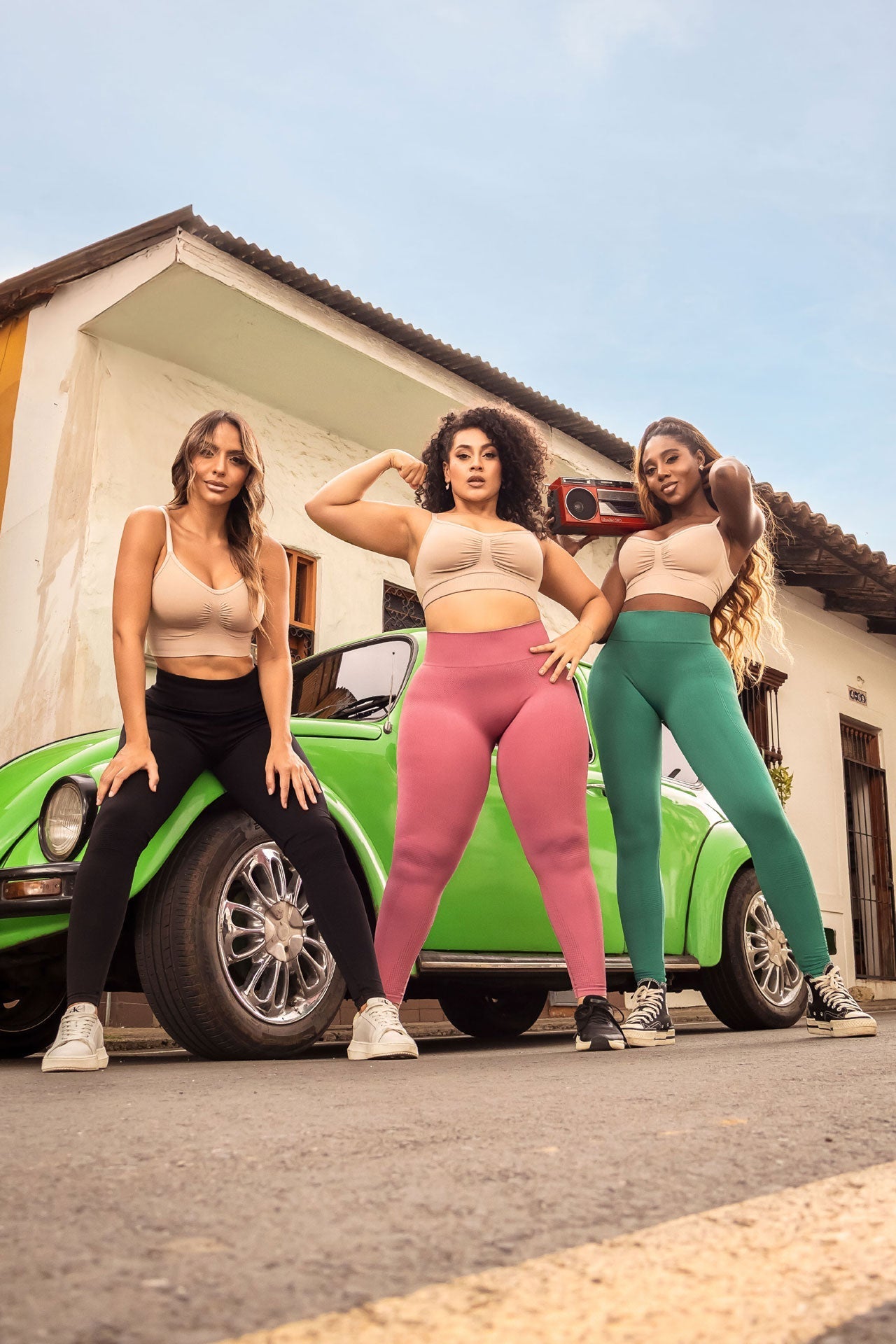 Legging Seamfree SMI1384 sin costuras efecto segunda piel
Detalle posterior de legging Seamfree con realce de glúteos
Tejido transpirable y ajuste cómodo del legging Seamfree SMI1384