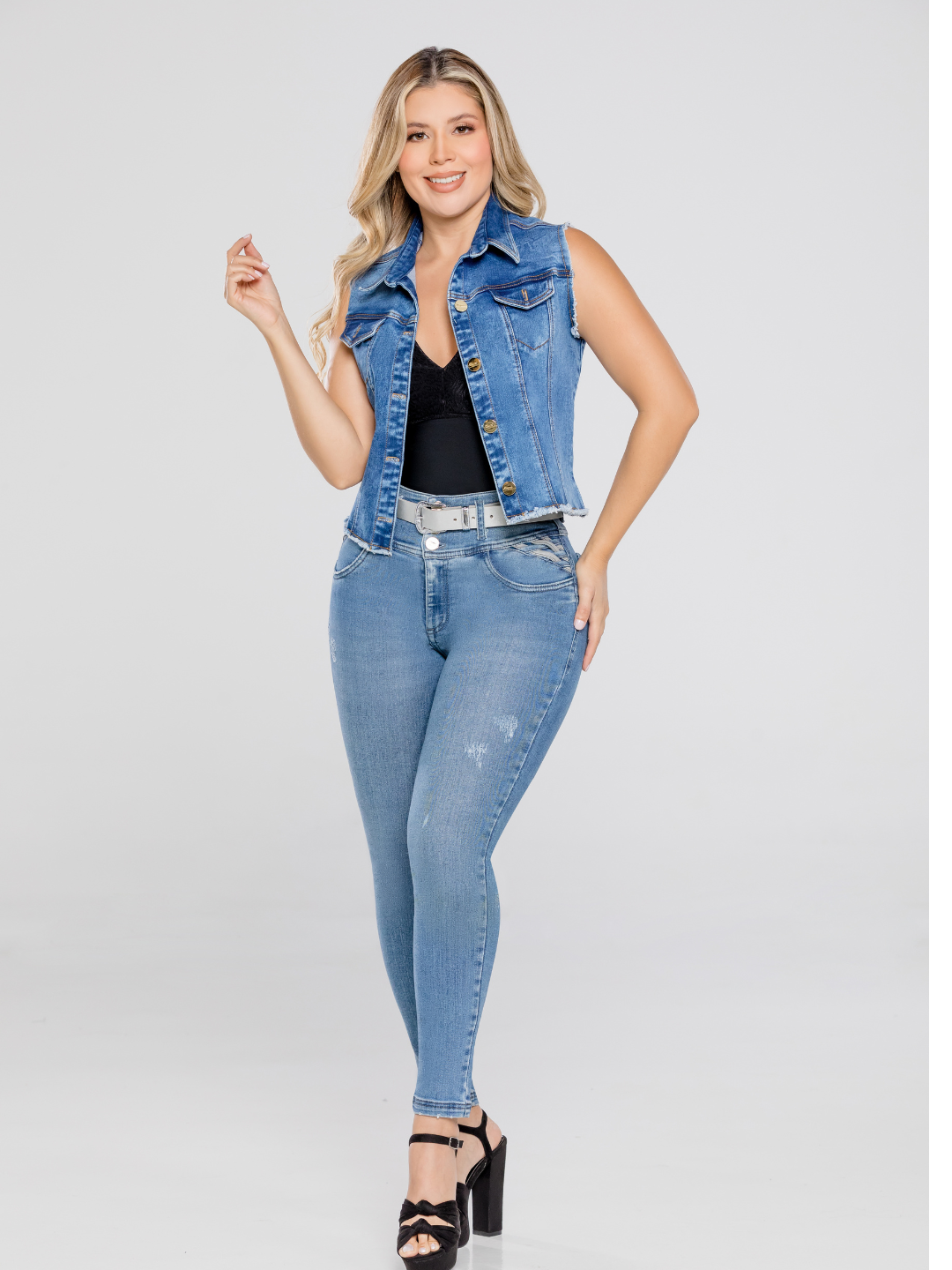 Jean Colombiano Azul Levanta Cola Stagmi