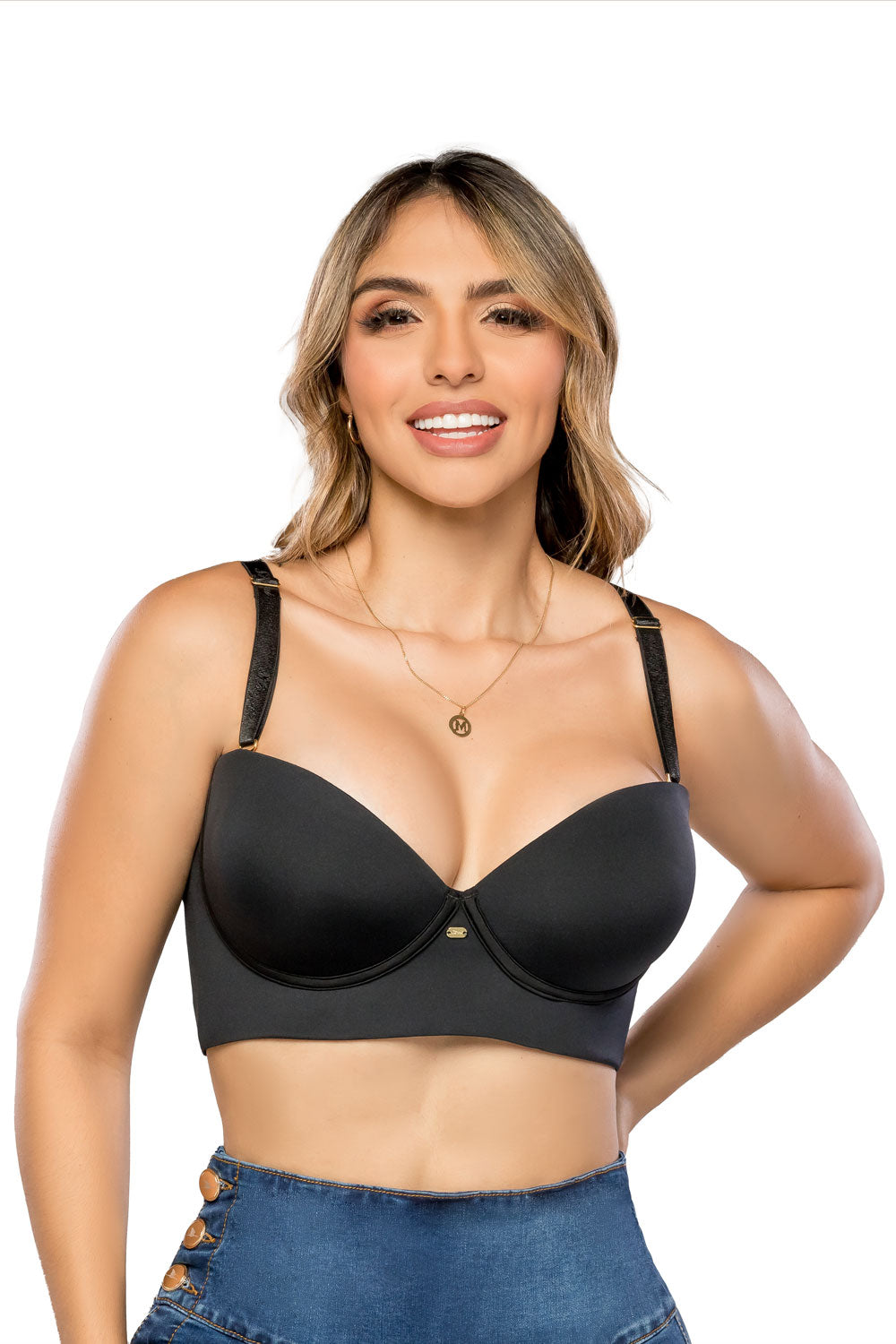 '- Brasier SMI03006 strapless negro con copas completas
- Vista posterior con broche de varios niveles
- Brasier beige liso con control de espalda y banda elástica