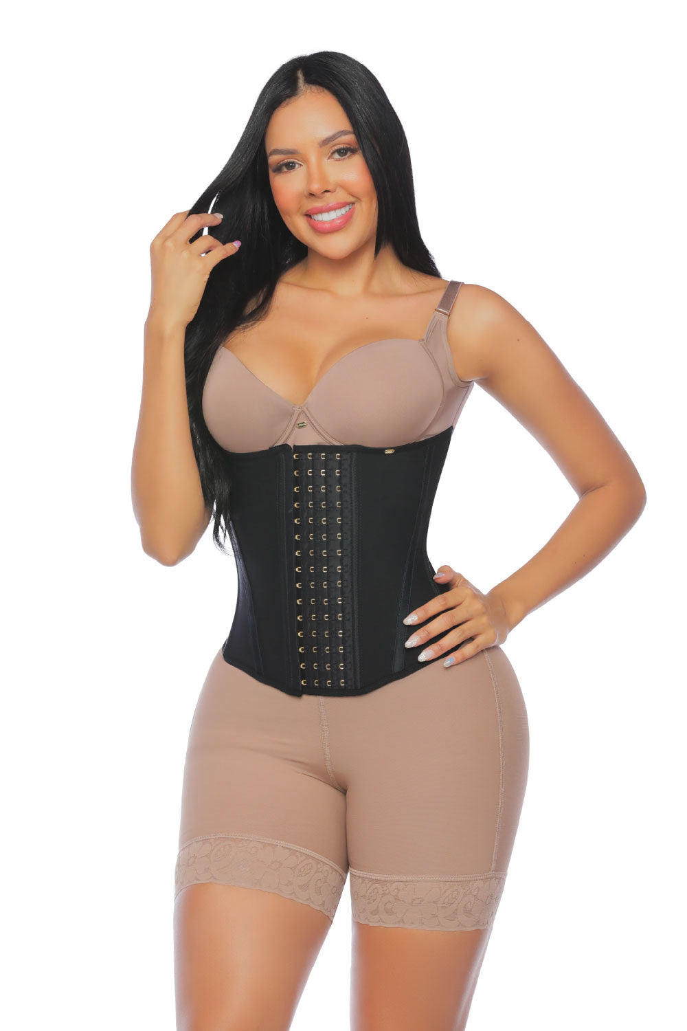 '- Cinturilla SMI2027 con efecto reloj de arena y ajuste de 4 niveles
- Vista frontal de cinturilla moldeadora con doble refuerzo y varillas
- Detalle de placa decorativa y costuras reforzadas en la SMI2027