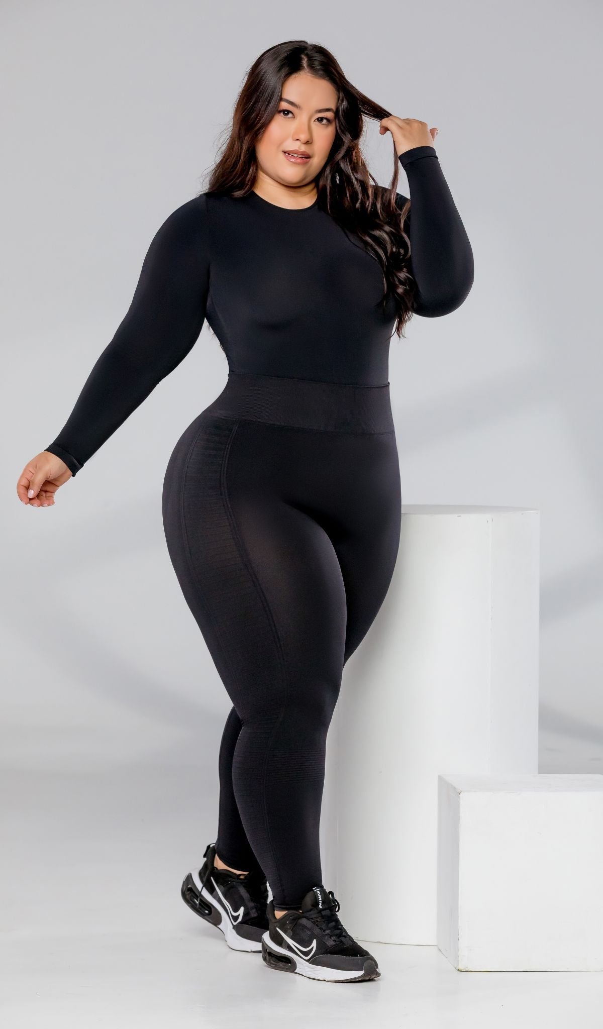 Detalle del tejido sin costura de los leggings, con elasticidad y suavidad que garantiza comodidad en movimiento