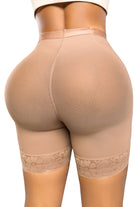 Panty ultrainvisible media pierna con encaje siliconado, ajuste natural y realce perfecto.