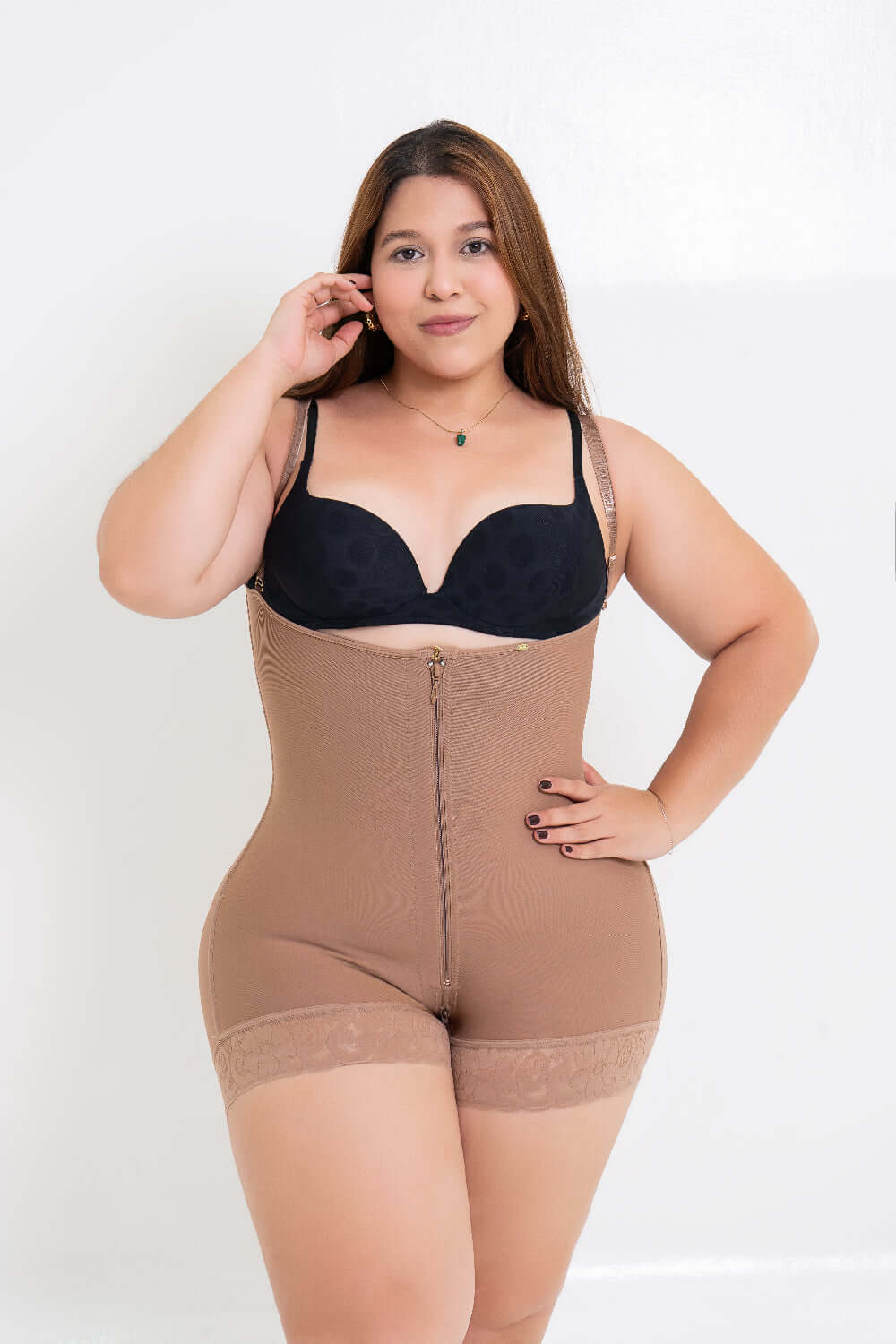 Faja Corta Ultrainvisible SMI7086 con Sostén Lateral