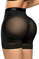 Panty ultrainvisible con encaje, triple realce en glúteos y control bajo disponible en varios tonos
