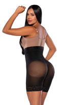 '- Panty tipo short SMI04004 DISCRETA con realce natural
- Vista posterior del panty Ultrainvisible SMI04004 con cierre perineal
- Detalle de talle alto, encaje siliconado y ajuste anatómico del SMI04004
