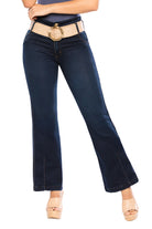Jean push up colombiano bootcut azul oscuro con pretina beige ancha y realce de glúteos natural