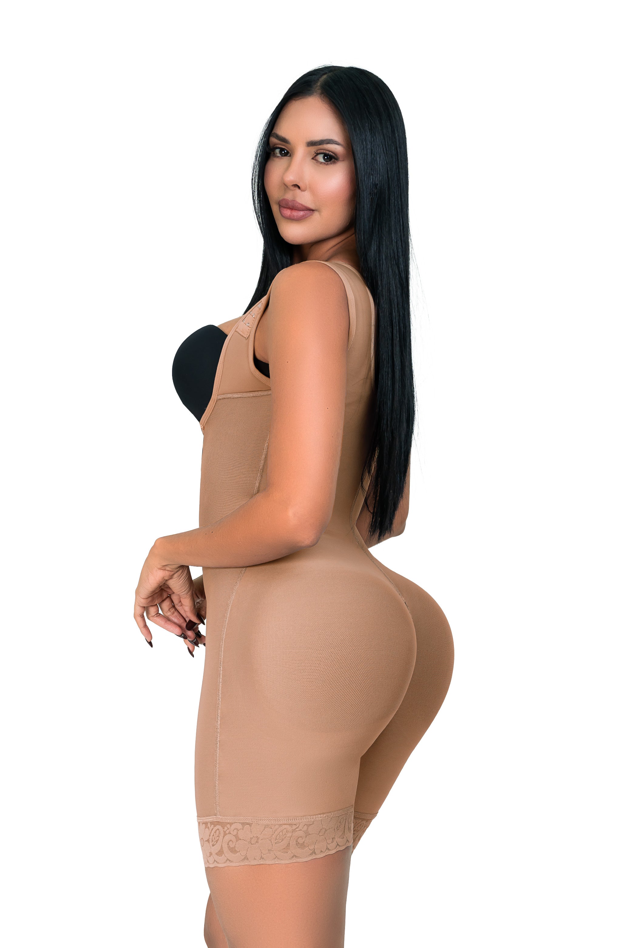 faja triple realce, espalda alta, cierre frontal, panty incluido, moldeadora ultrainvisible
