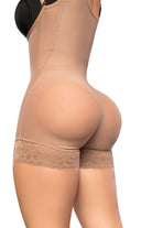 Faja corta Stagmi SMI7167 con efecto lifting, encaje siliconado e invisibilidad posterior – Tres niveles de abrochadura y panty de regalo